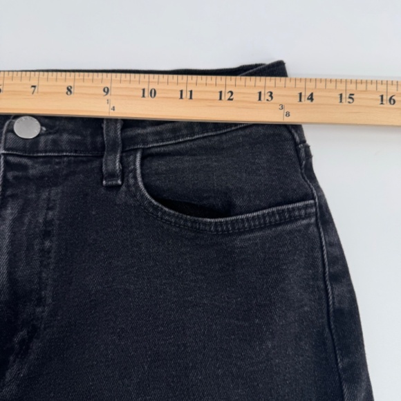 Vibrant MIU Jeans Women 29 Black Destroyed Denim High Rise Grunge Stretch USA - Picture 8 of 11